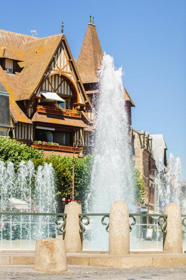 Les Cigognes - Deux Pieces - Deauville Centre Kültér fotó